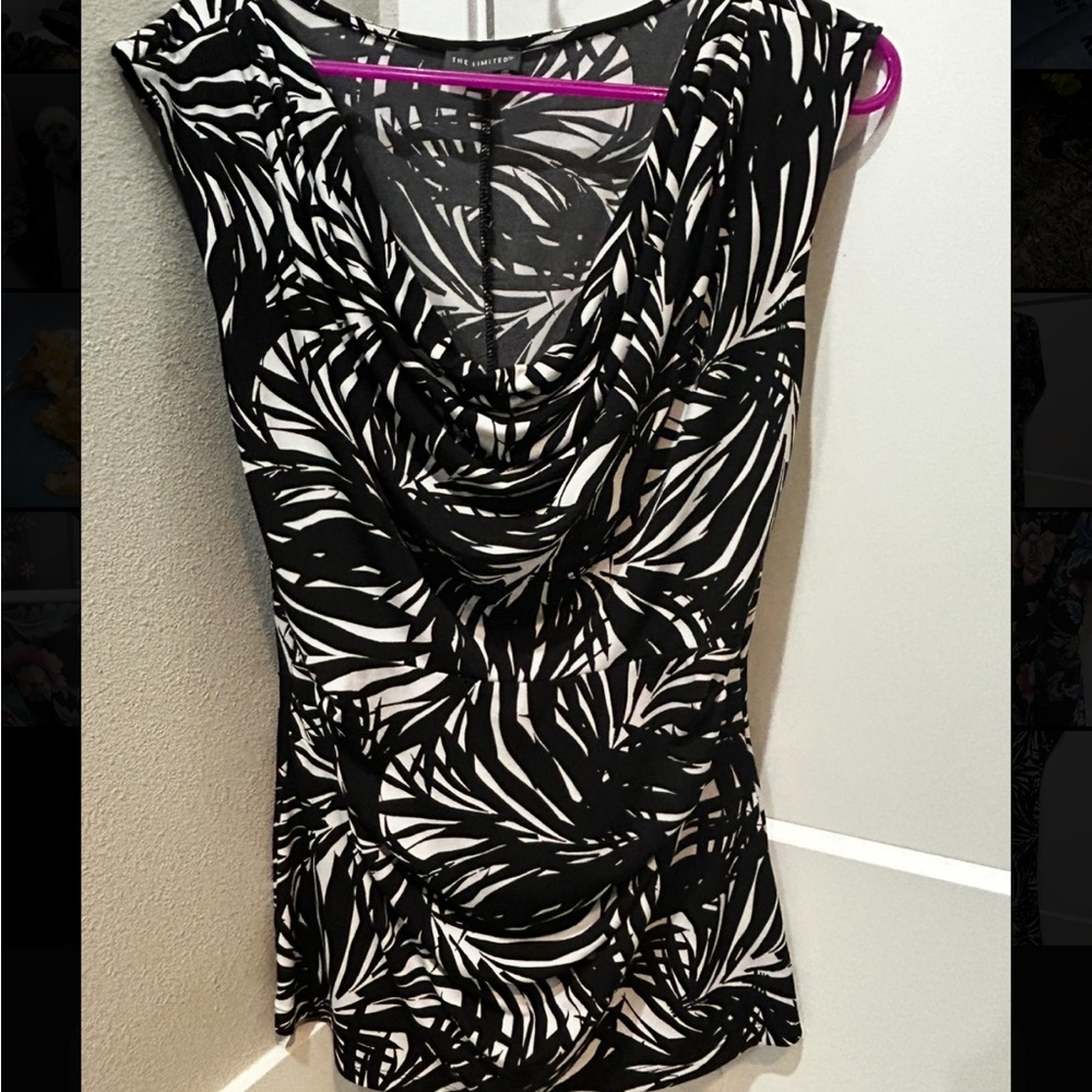 Black and White Patterned blouse